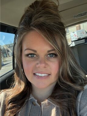 Meet your Posher, Danielle